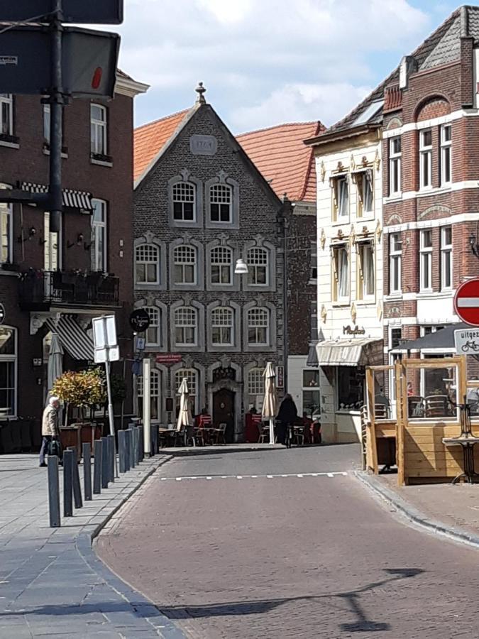 Roermond Uniek Stadspand, Compleet Woonhuis Екстер'єр фото